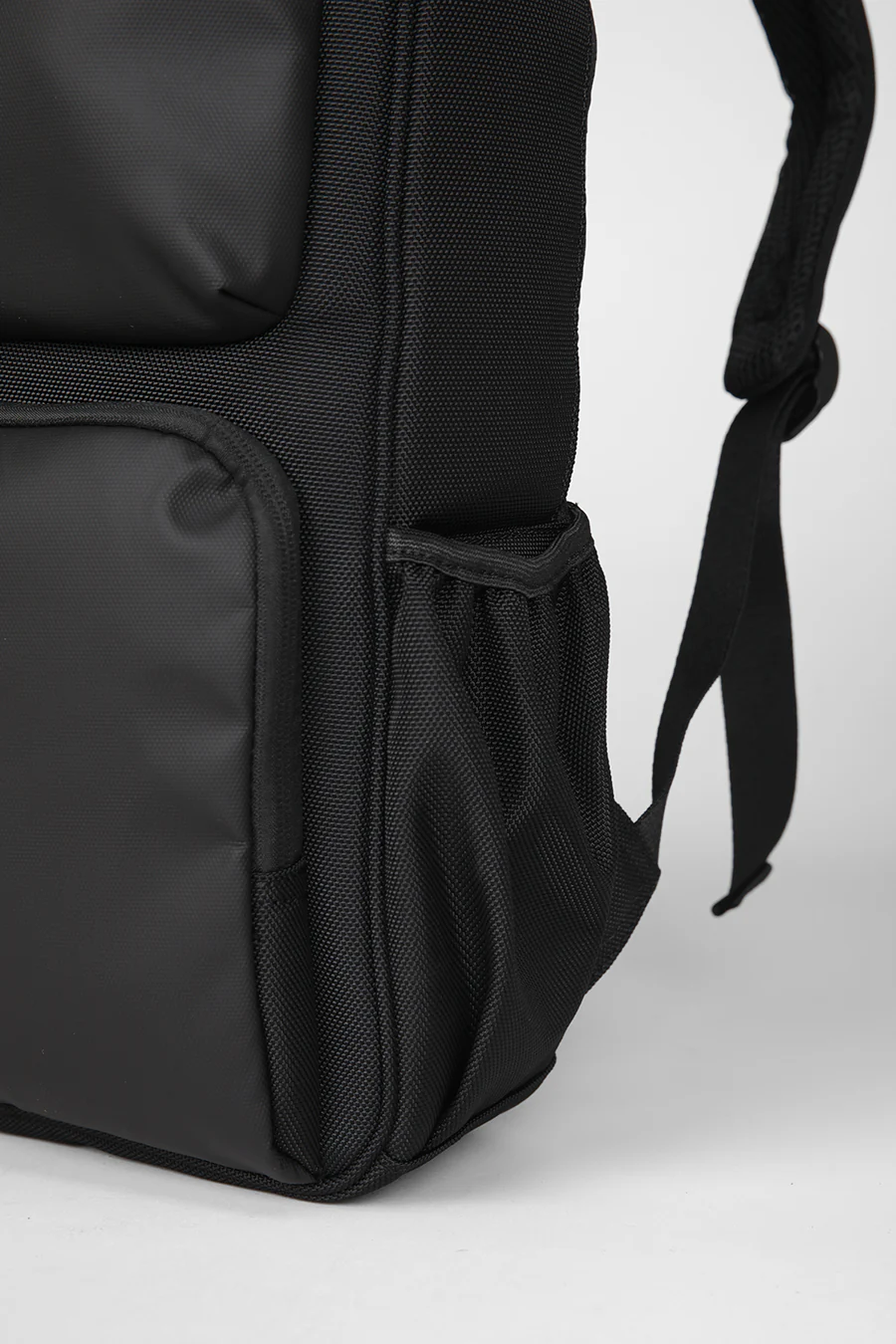 Backpack - Image 4