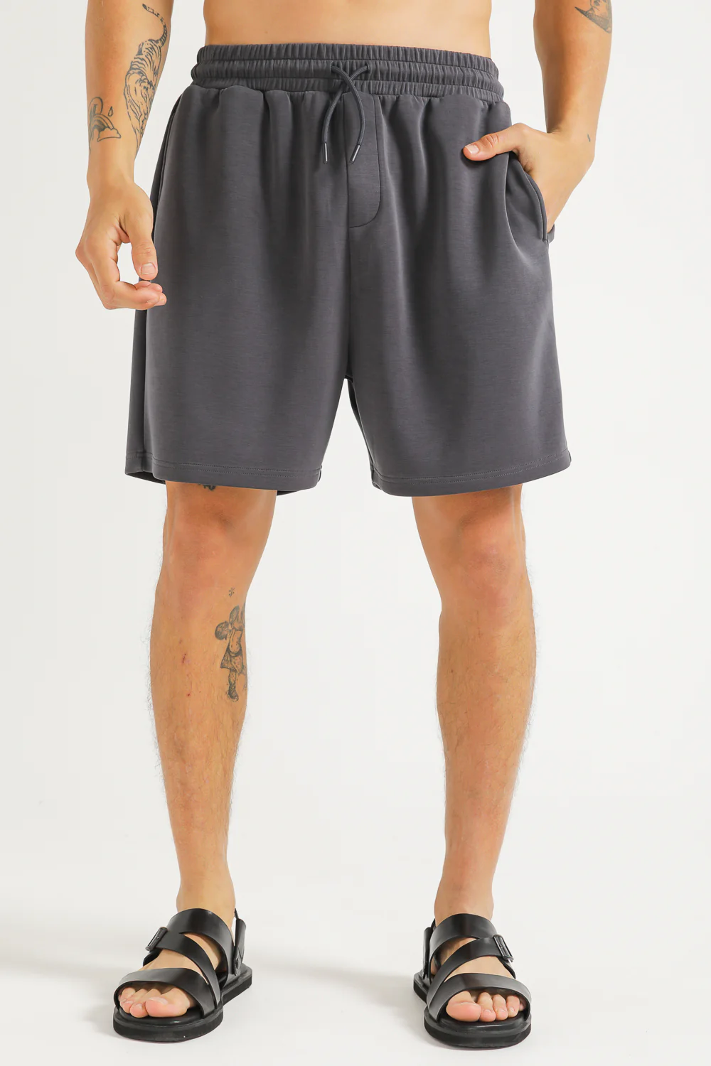 Bermuda pants - Image 10
