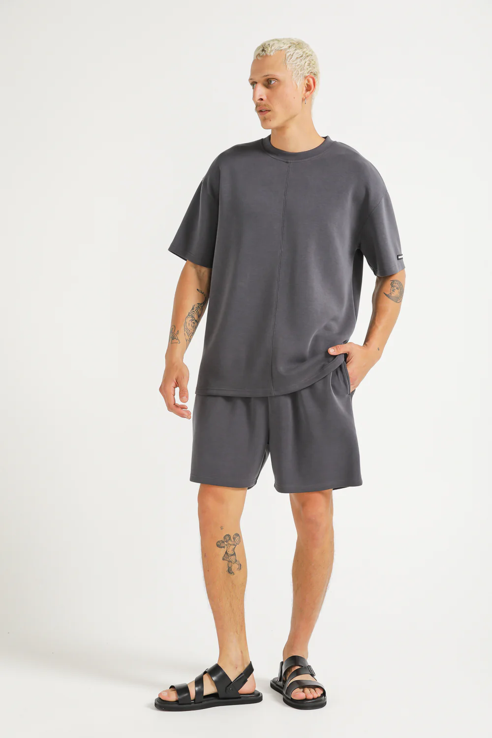 Bermuda pants - Image 13