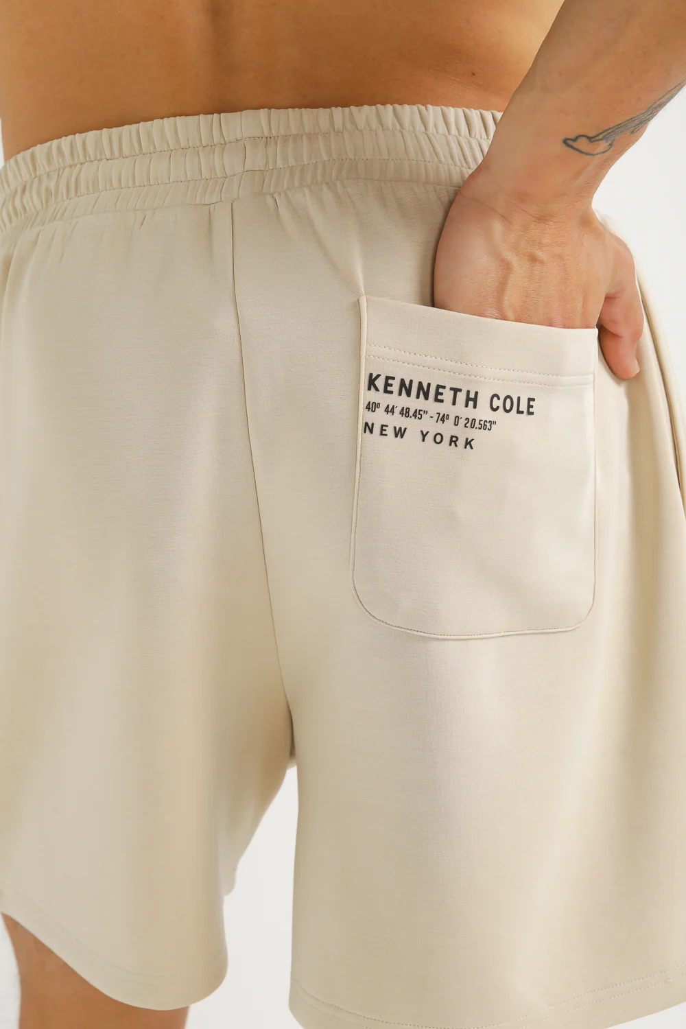 Bermuda pants - Image 6