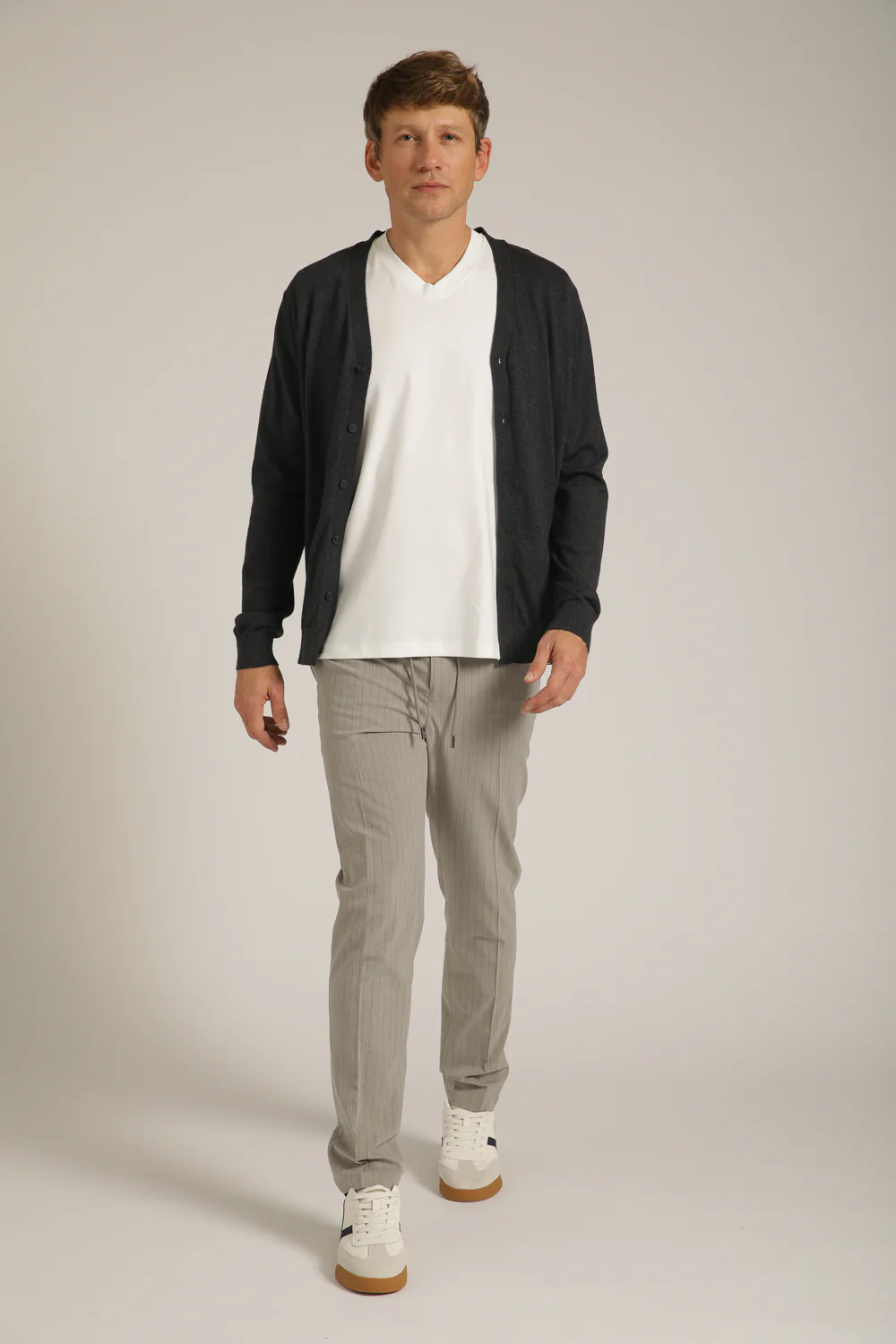 Buttoned Cardingan - Image 14