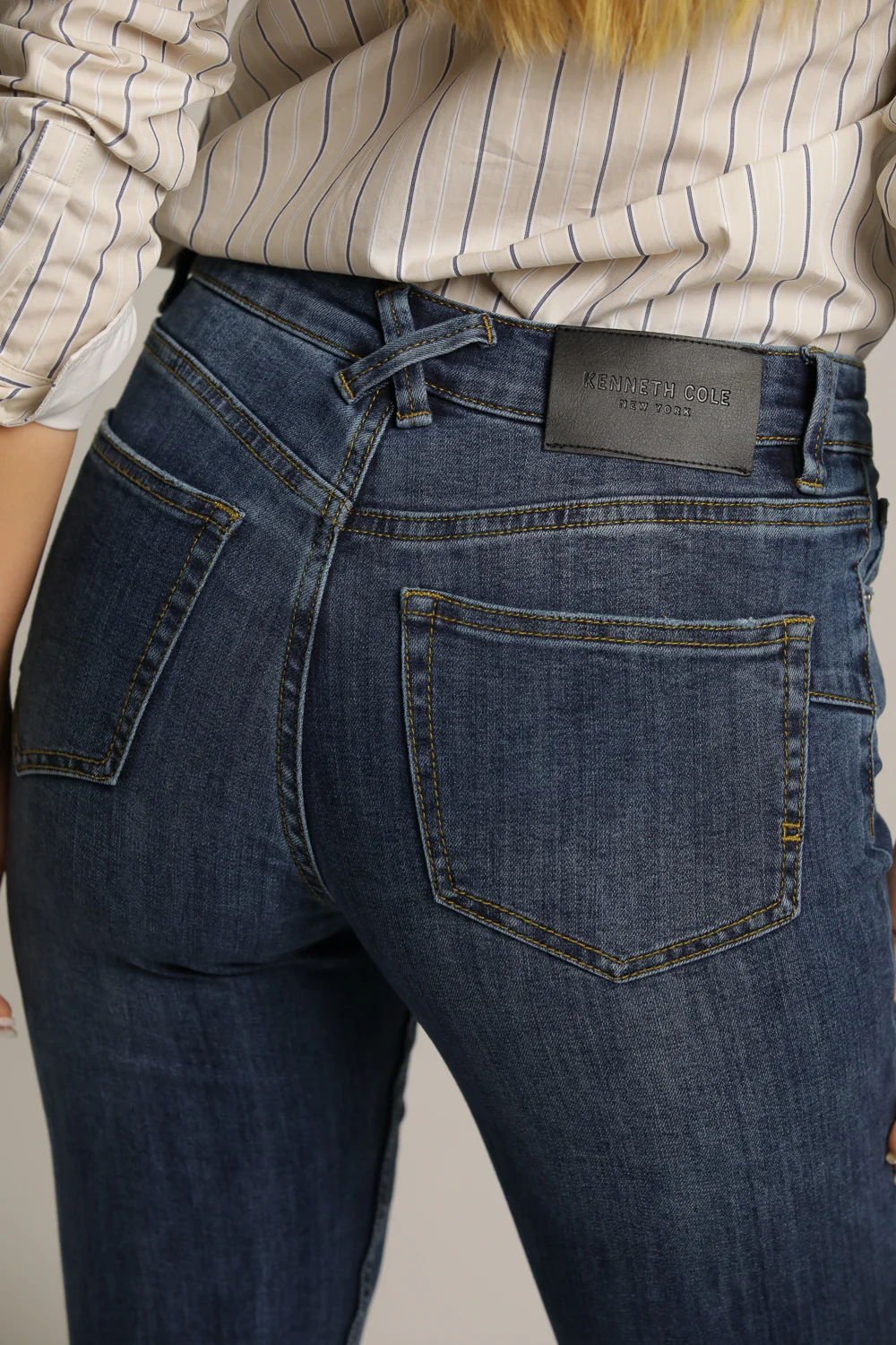Flared Slim Bootcut Jeans - Image 11