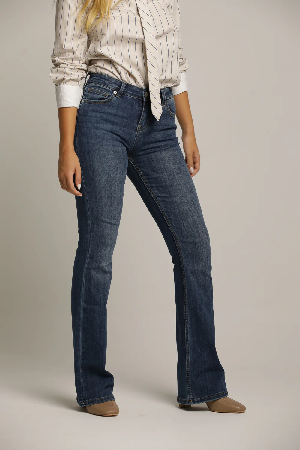 Flared Slim Bootcut Jeans - Image 8