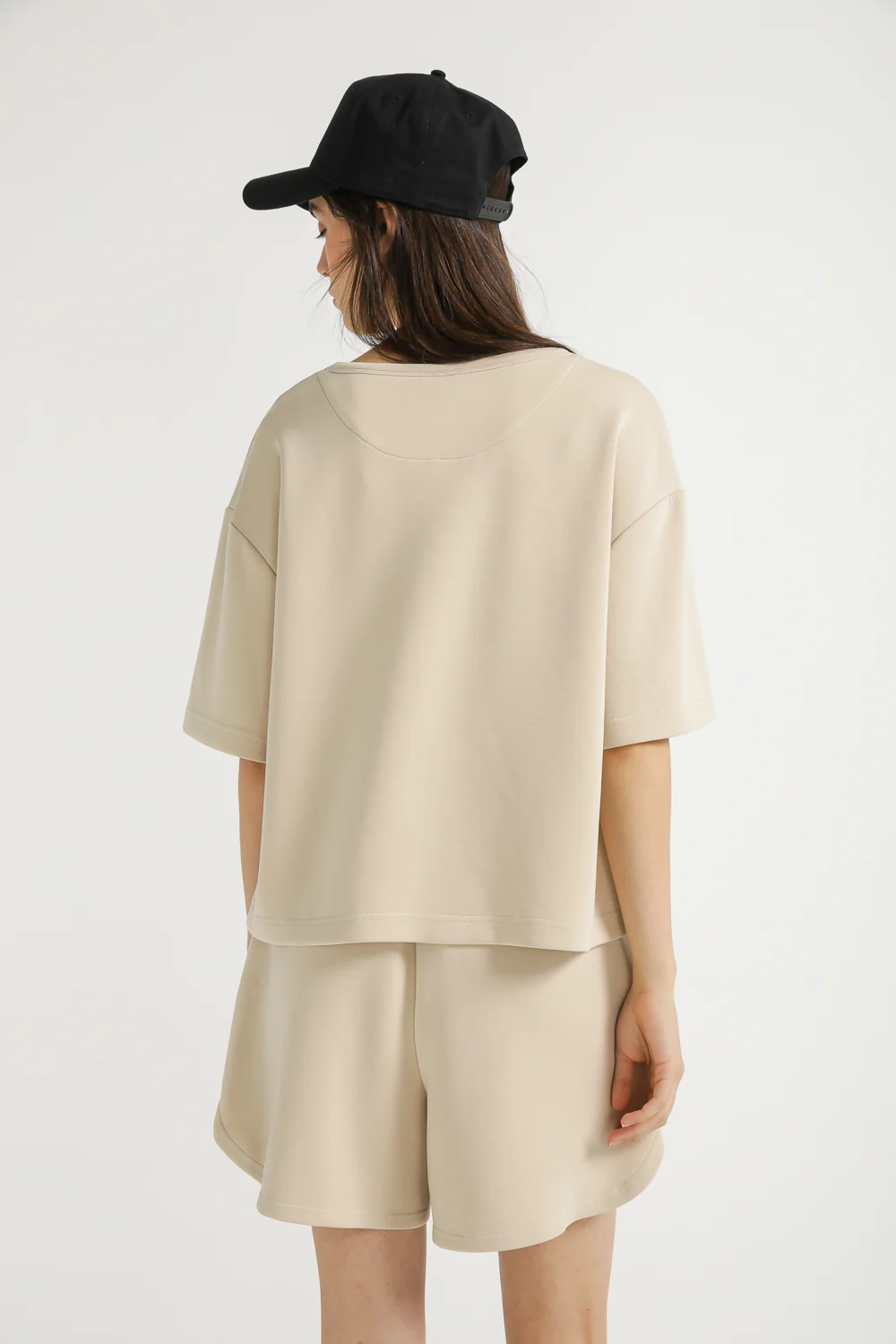 Boxy T-shirt with 3/4 sleeves - Image 8