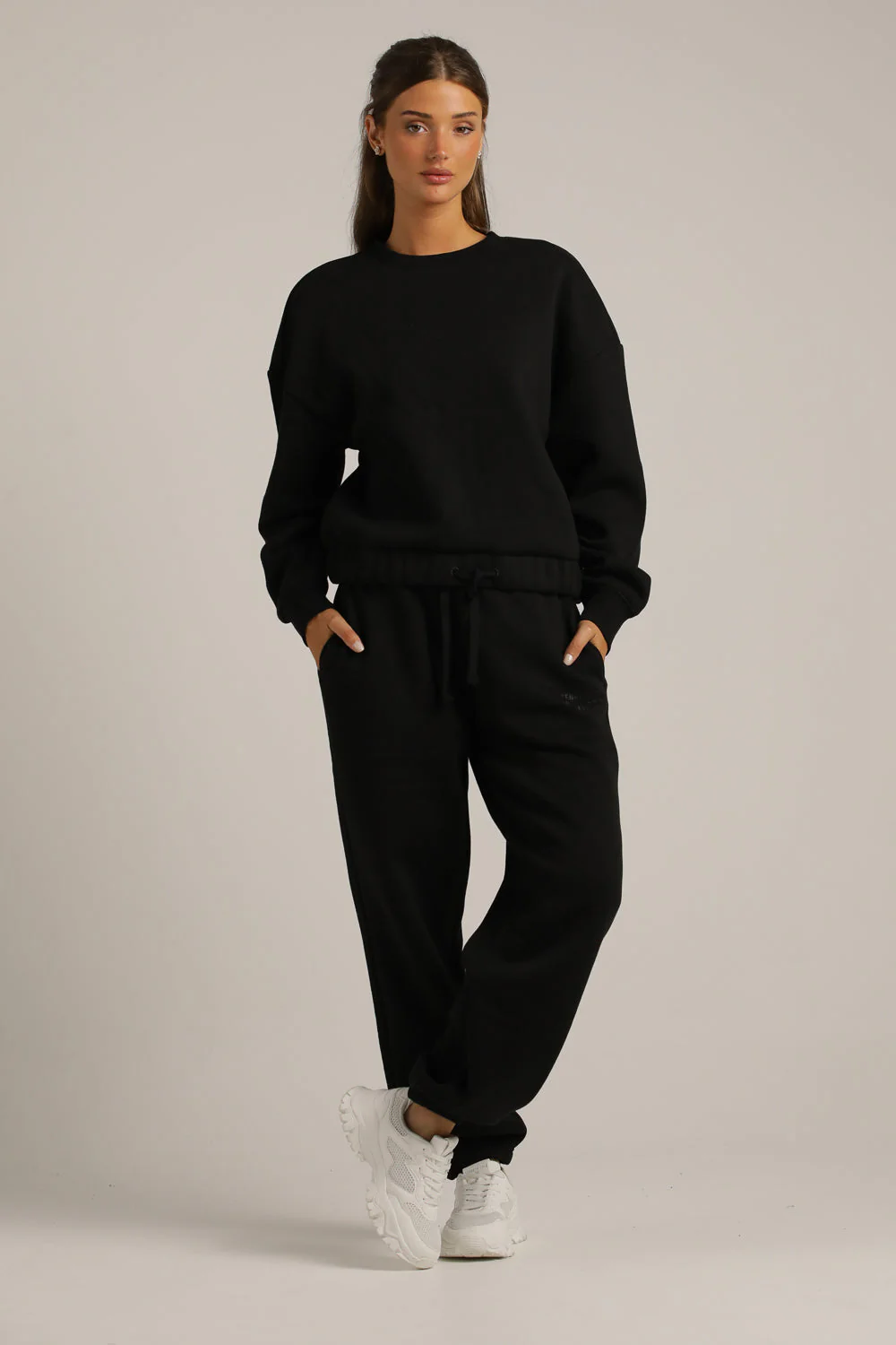 Cropped Sweatshirt - Image 10