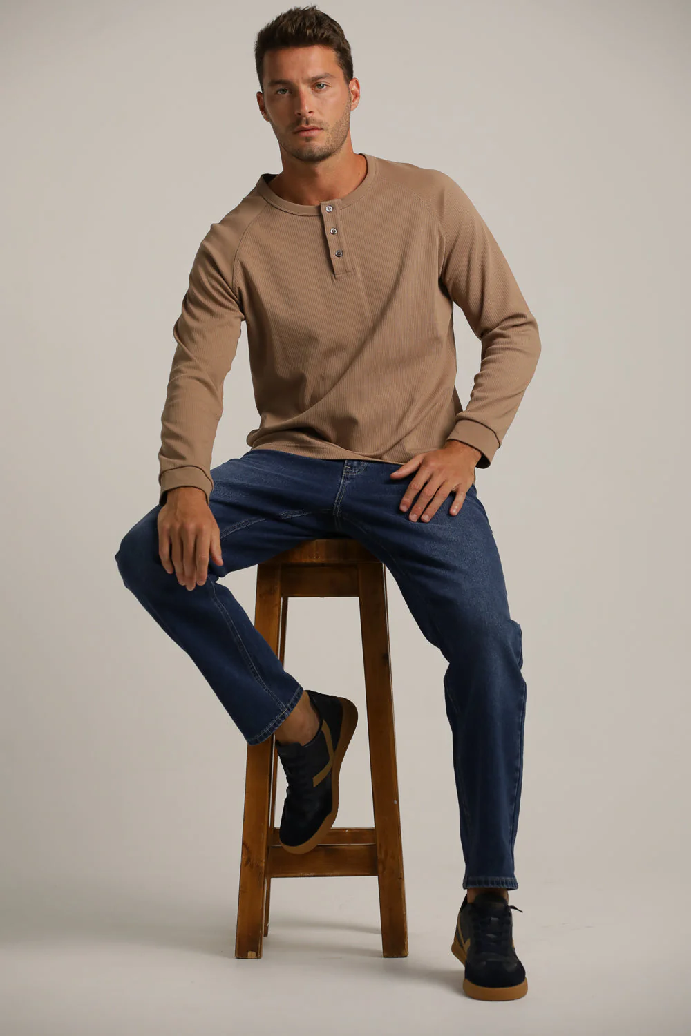 Buttoned Neck Shirt In Cotton - Image 13
