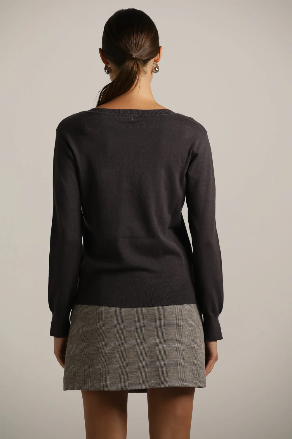 V Neck Knits Top - Image 15