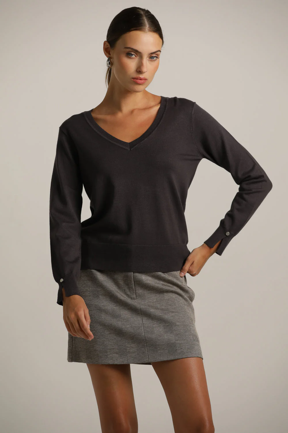 V Neck Knits Top - Image 16