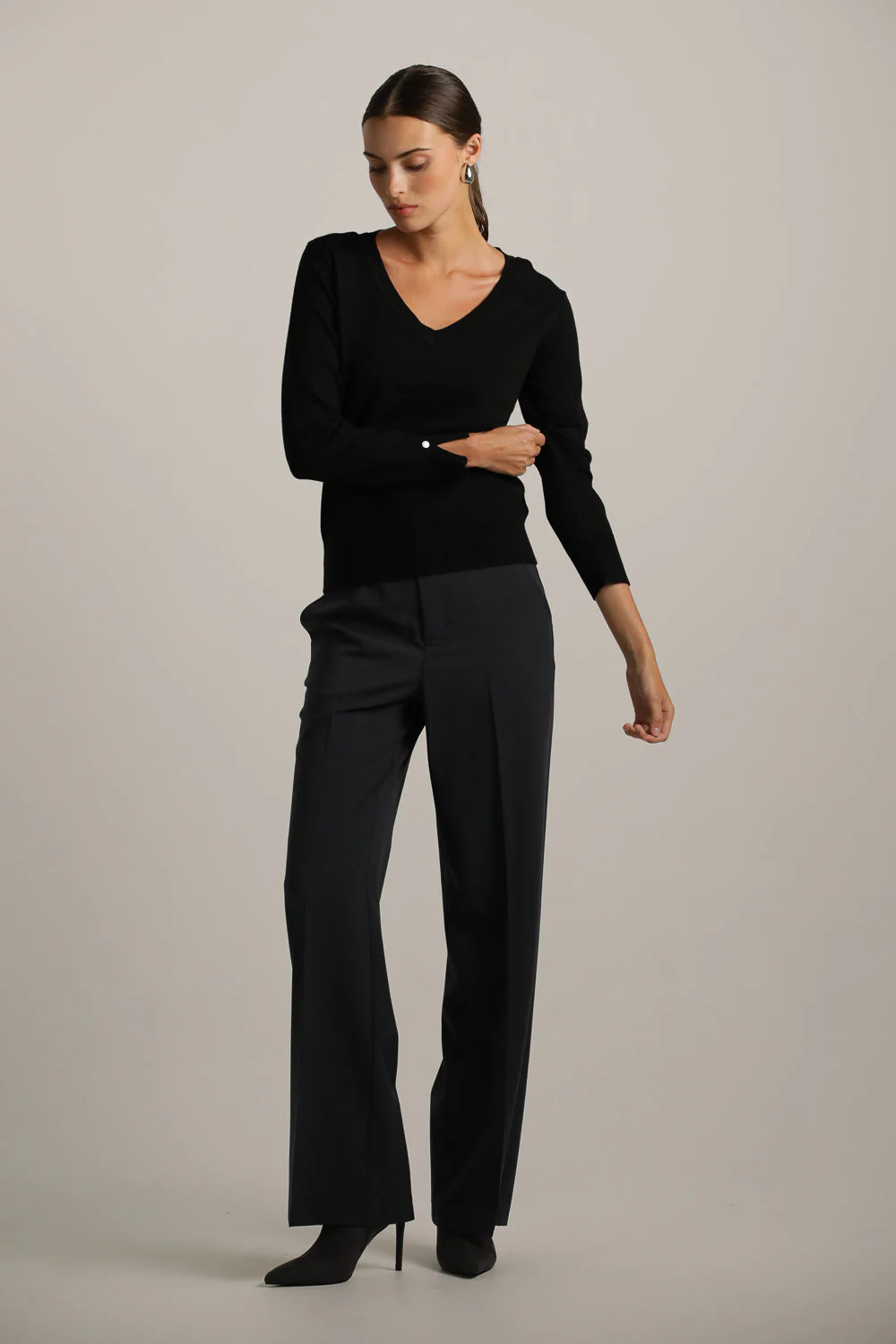 V Neck Knits Top - Image 20