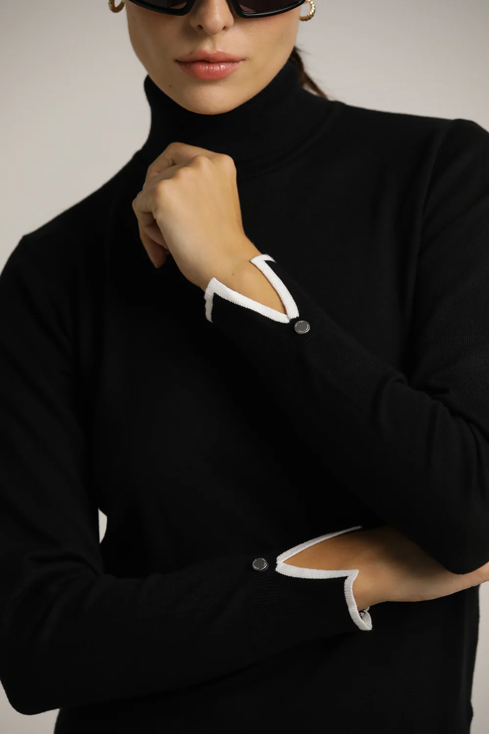Turtleneck Knit - Image 21
