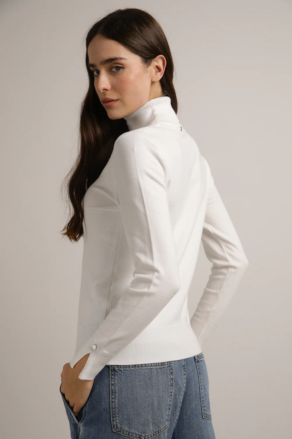Turtleneck Knit - Image 4