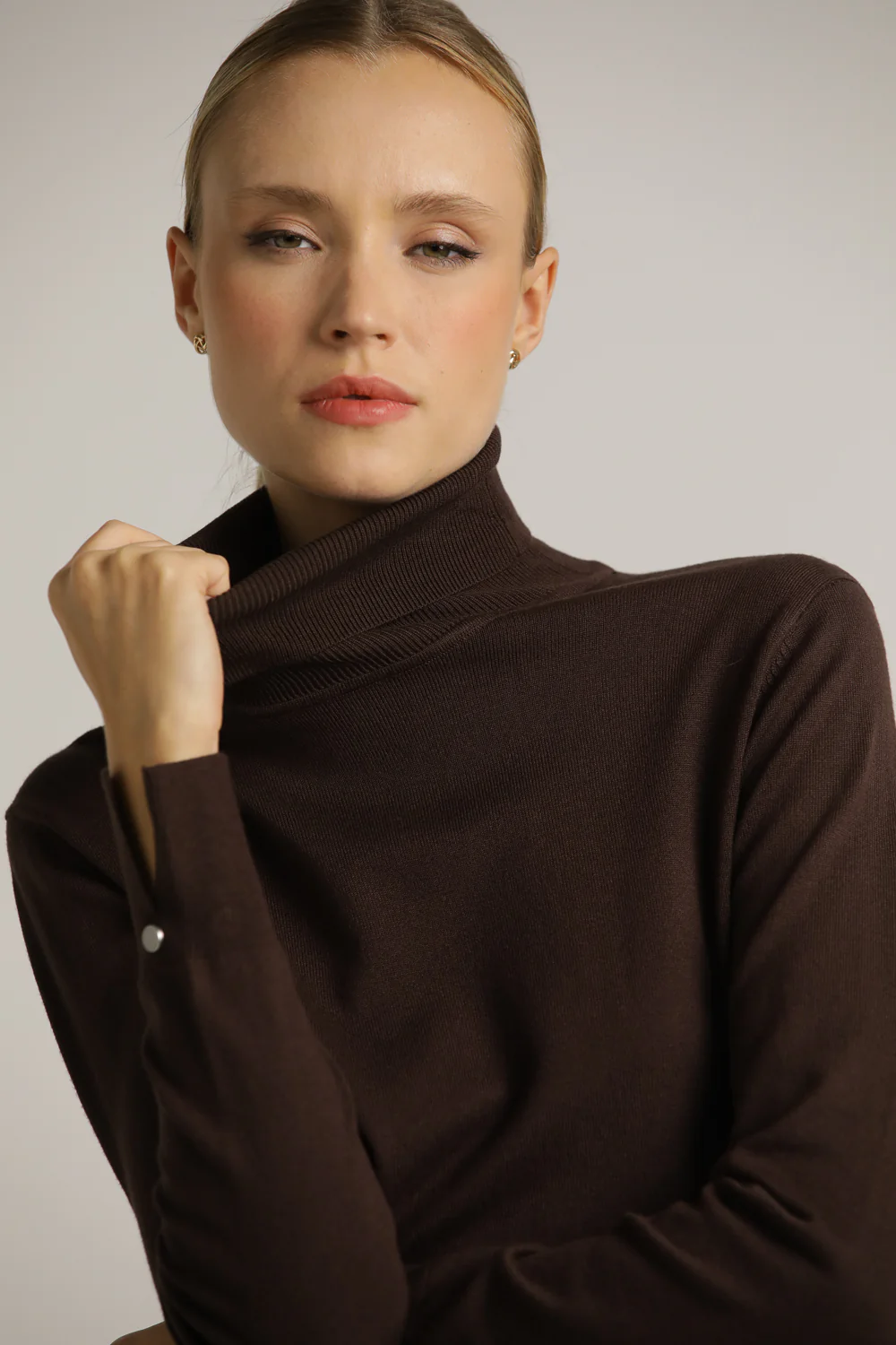 Turtleneck Knit - Image 9