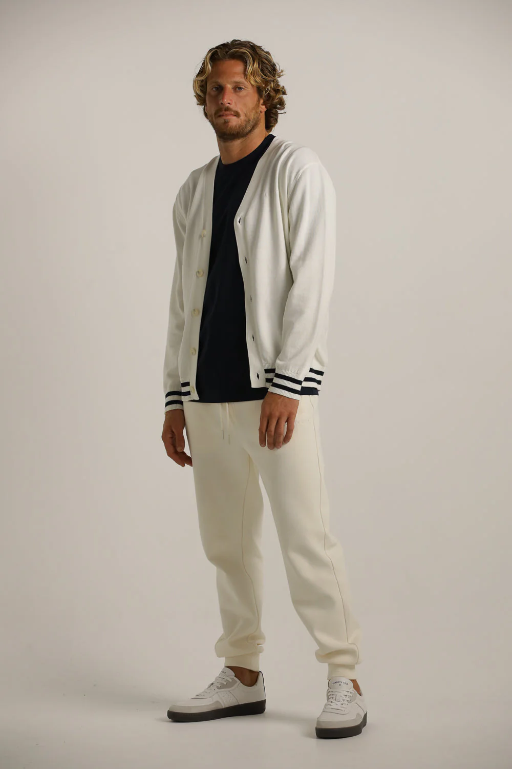 V Neck Button Cardigan - Image 8