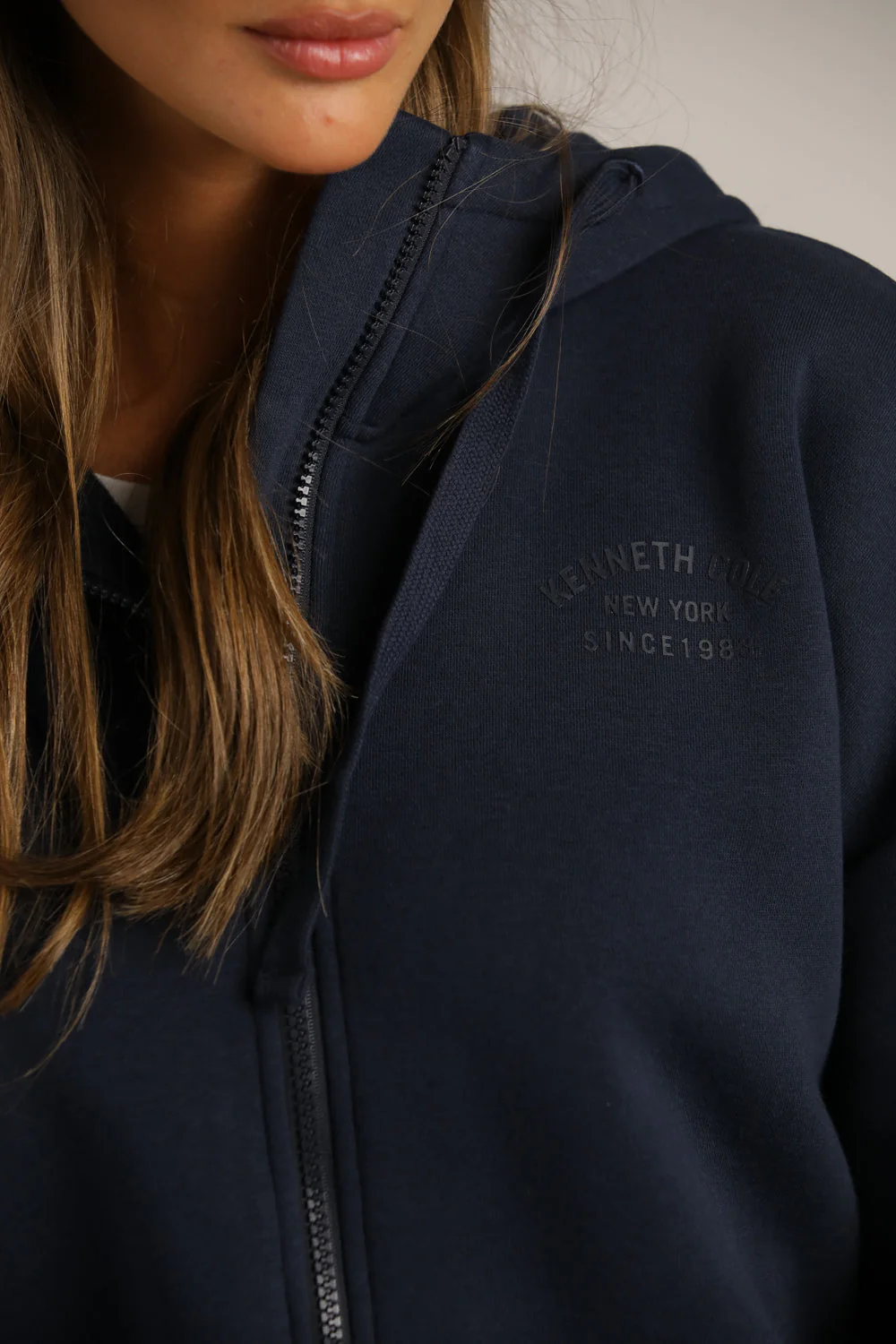Cropped Hooded Jacket - Image 8