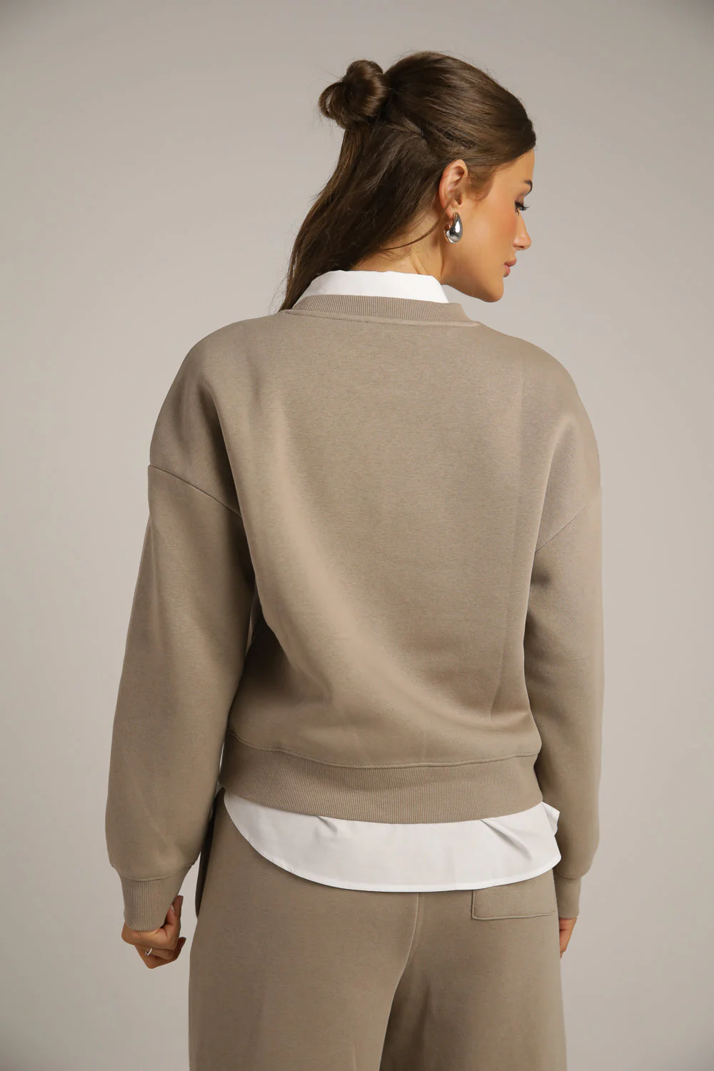 Cropped Sweatshirt - Image 5