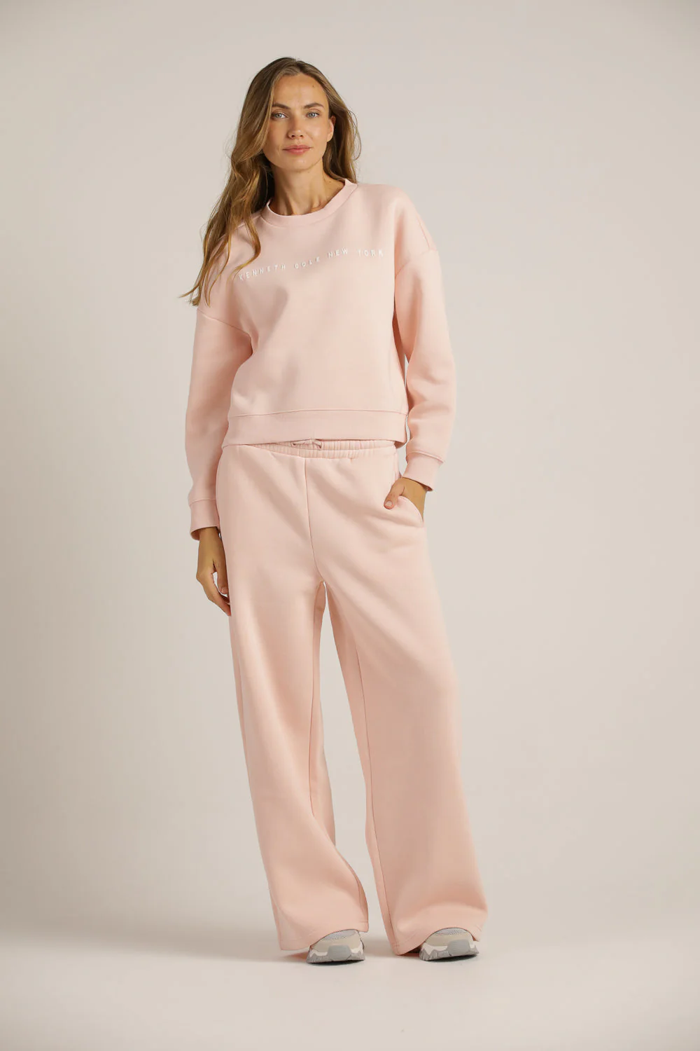 Cropped Sweatshirt - Image 8