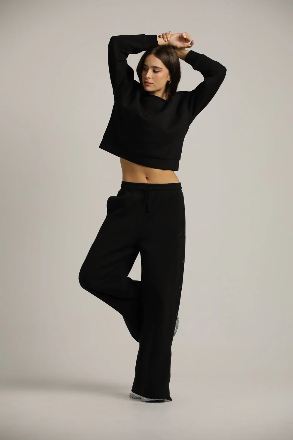 Cropped Sweatshirt - Image 6