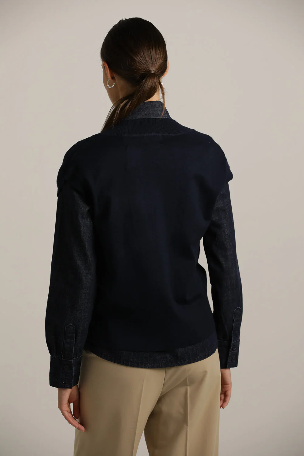 V Neck Knit Vest - Image 11