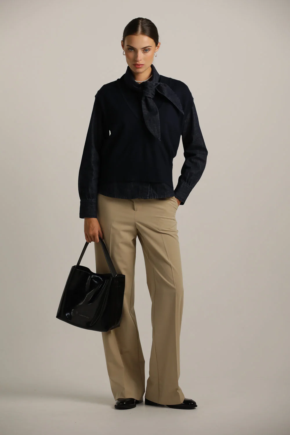 V Neck Knit Vest - Image 13