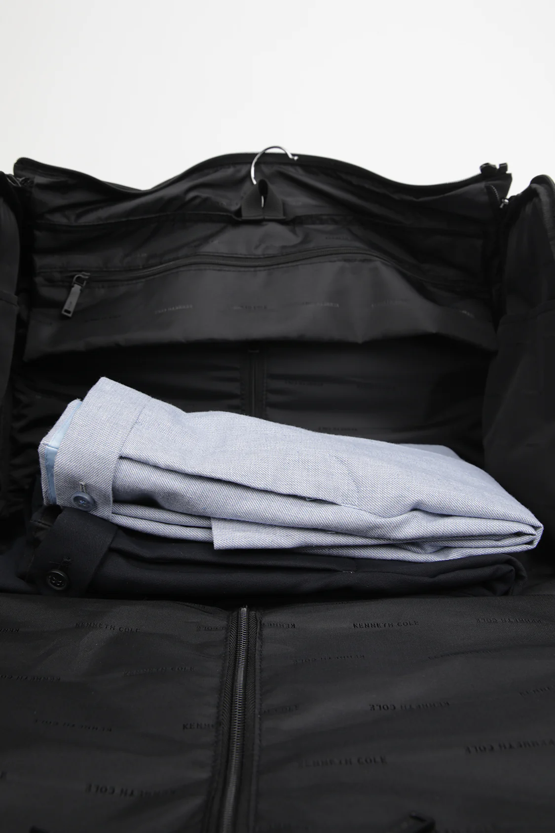 Travel Bag - Image 4