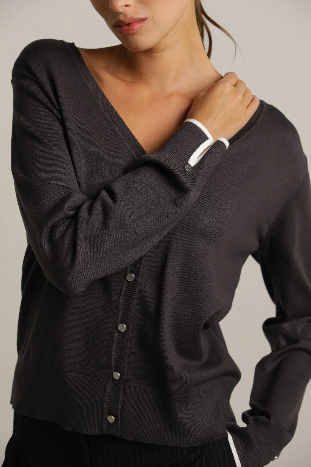 V Neck Cardigan - Image 16