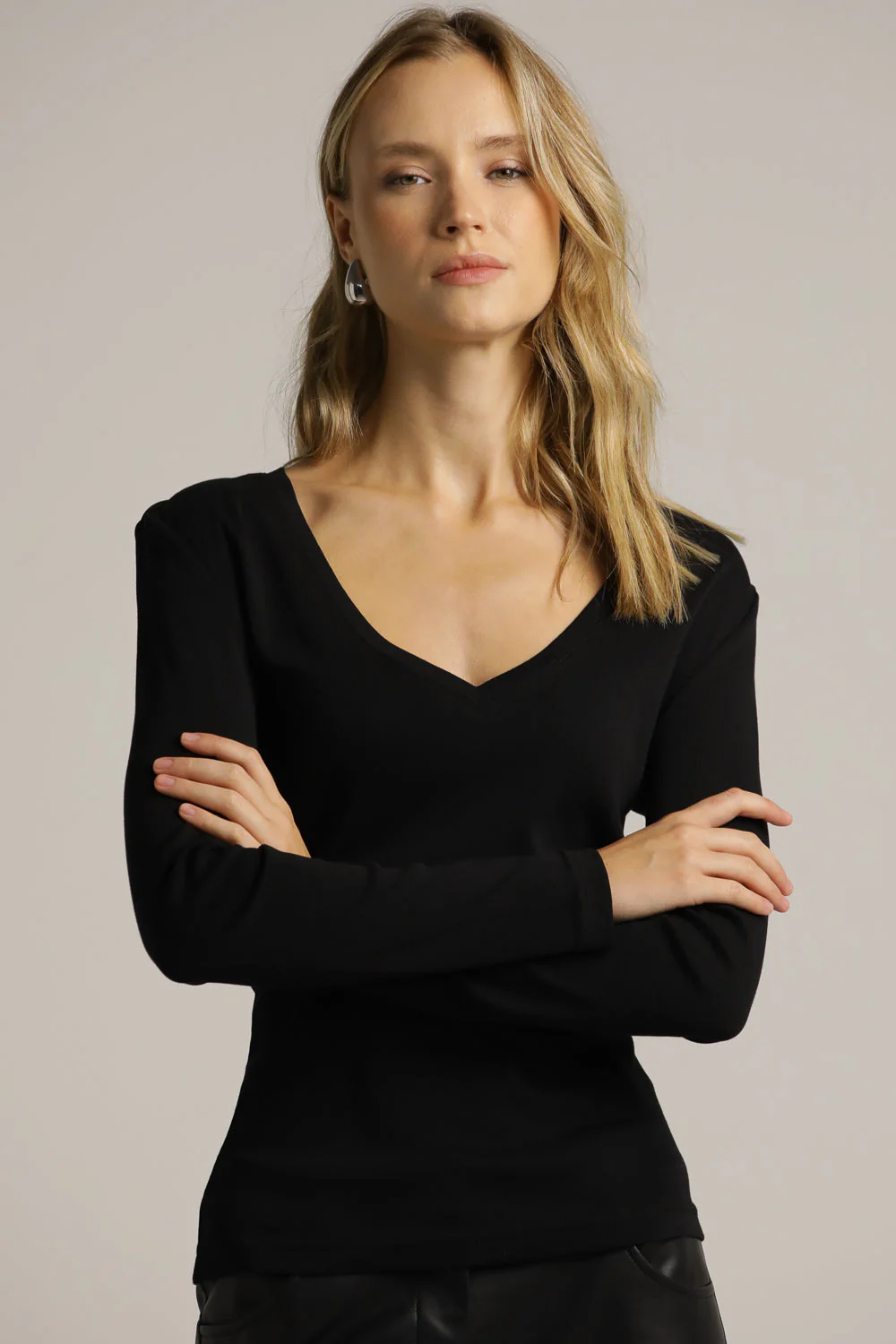 Long Sleeve V Neck Top - Image 13