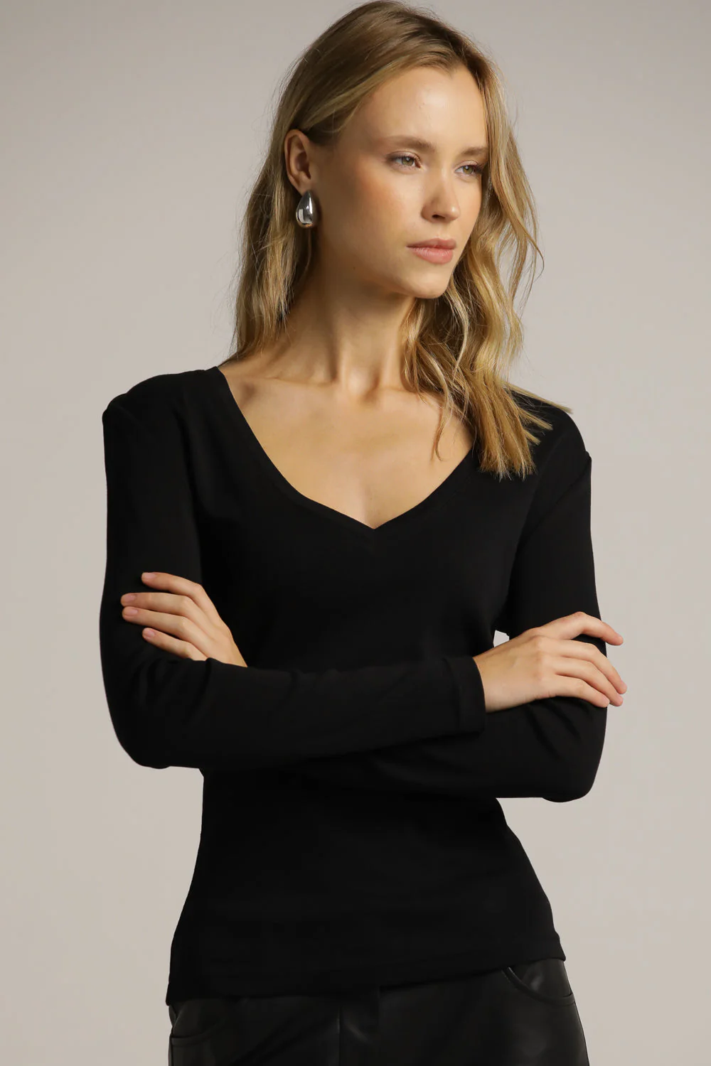 Long Sleeve V Neck Top - Image 15
