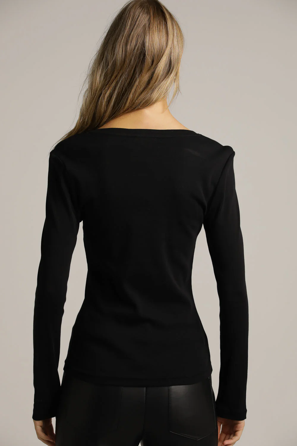 Long Sleeve V Neck Top - Image 17