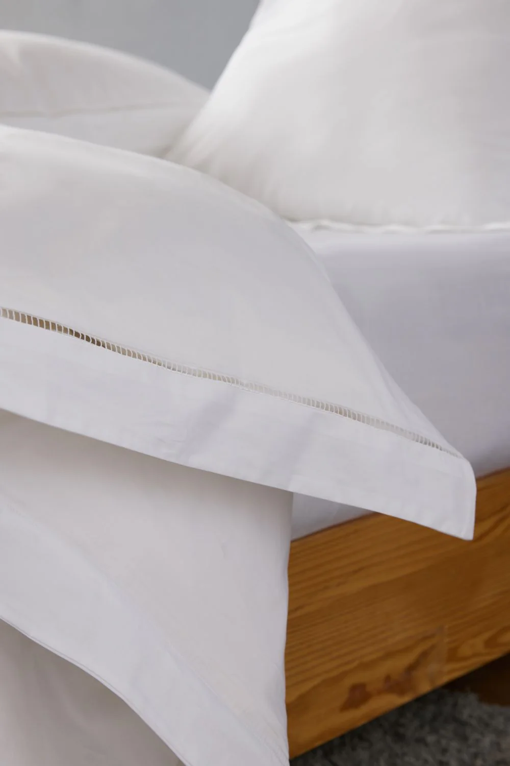 Signature Embroidered Sateen Flat Sheet - Image 6