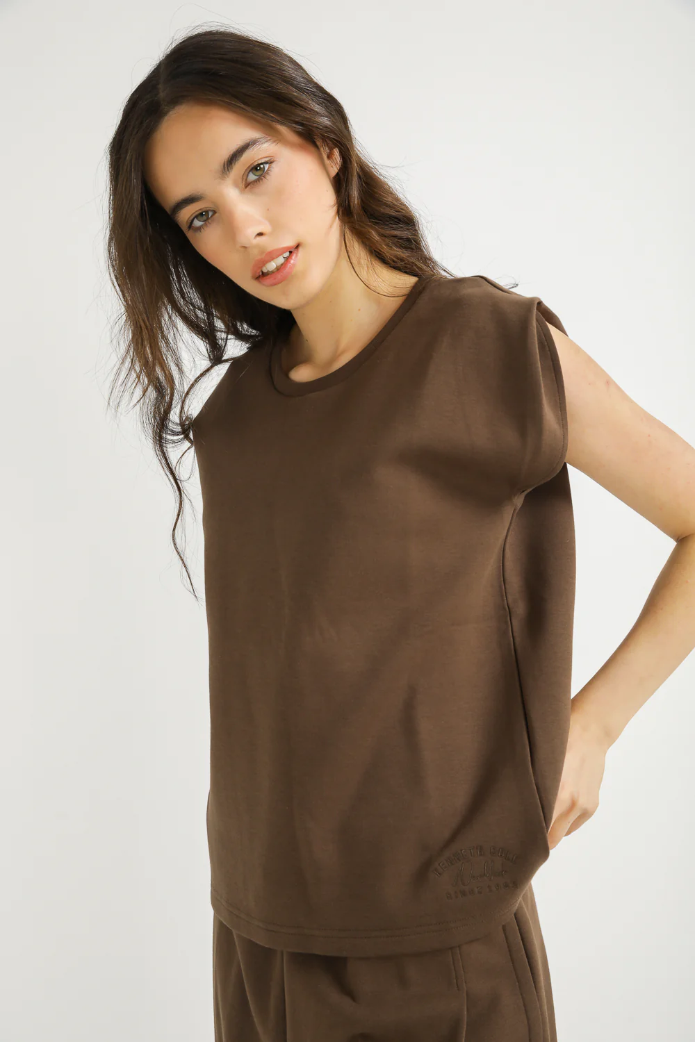 interlok sleevles tee - Image 7