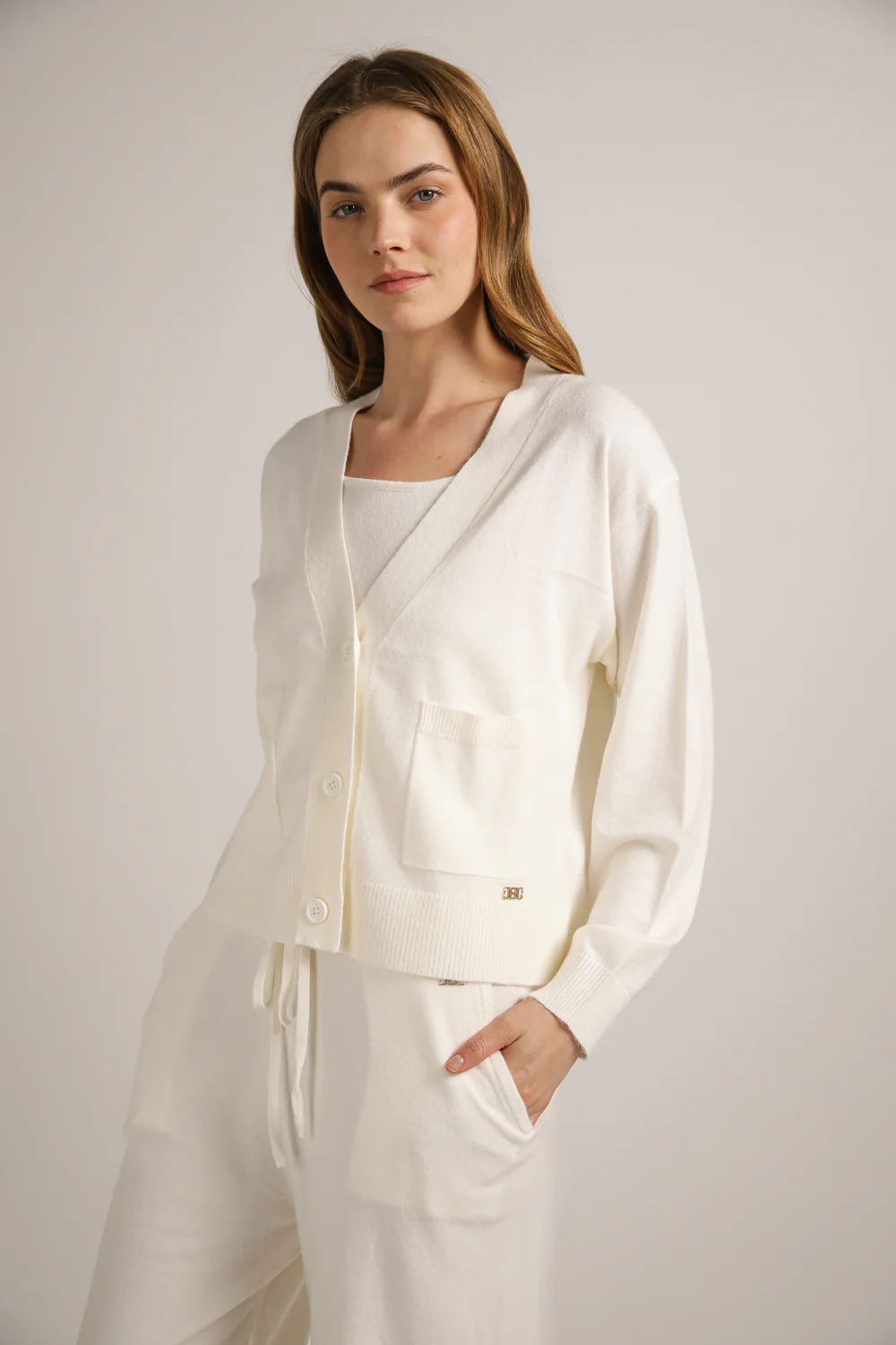 Knitted Buttoned Cardigan - Image 3