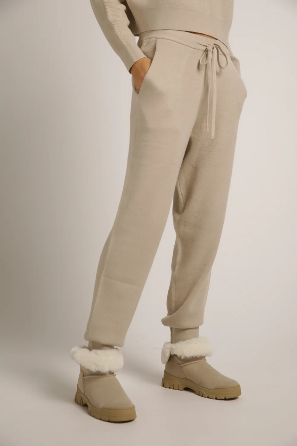 Knitted Rib Cuffed Pants - Image 3