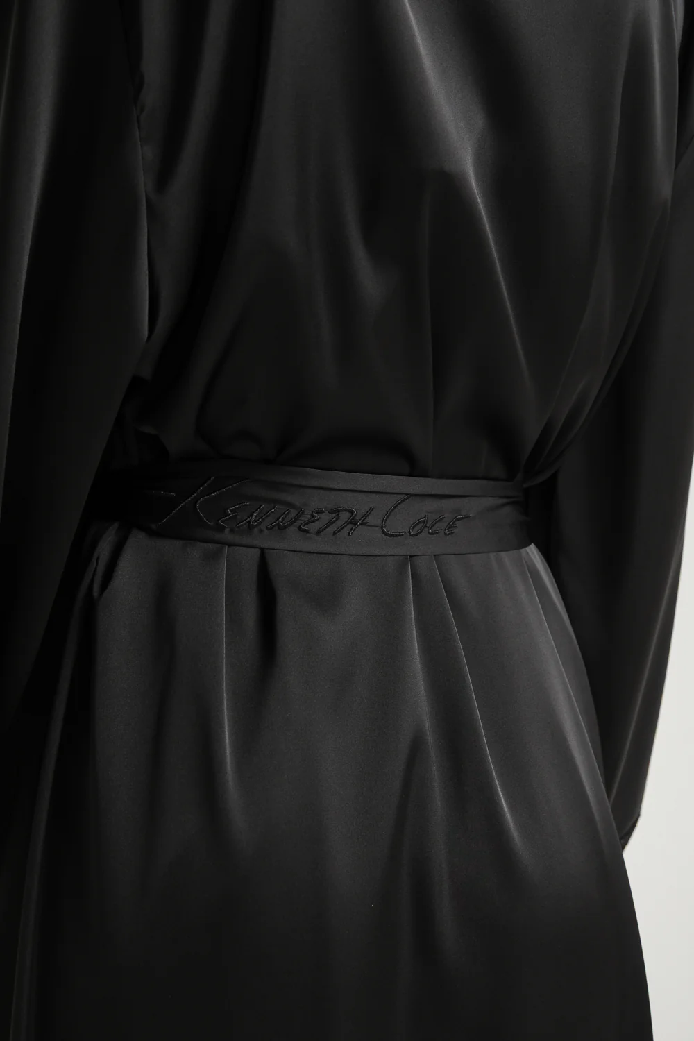 Laced Robe - Image 10