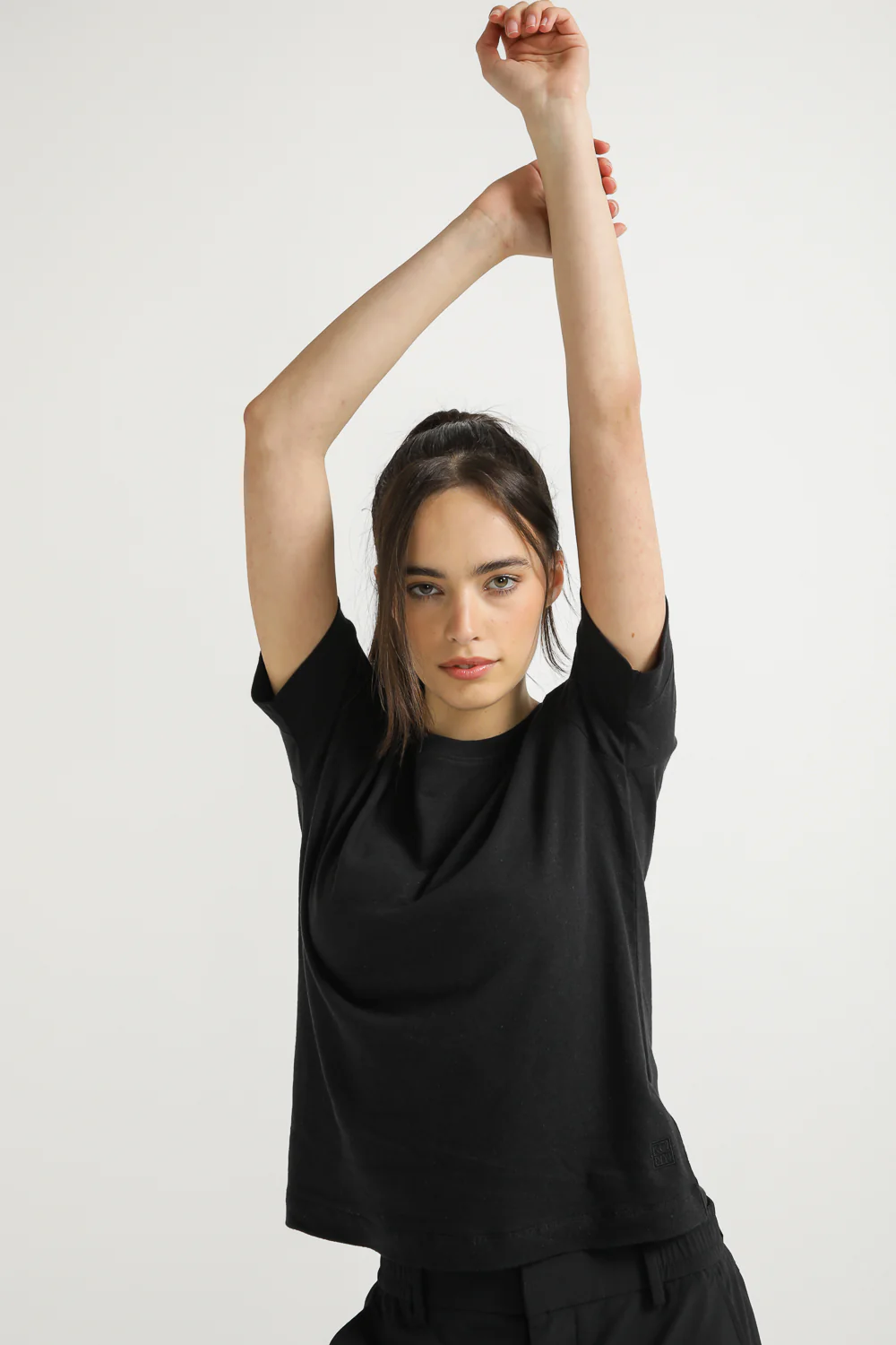 Linen blend Solid T-SHIRT - Image 7
