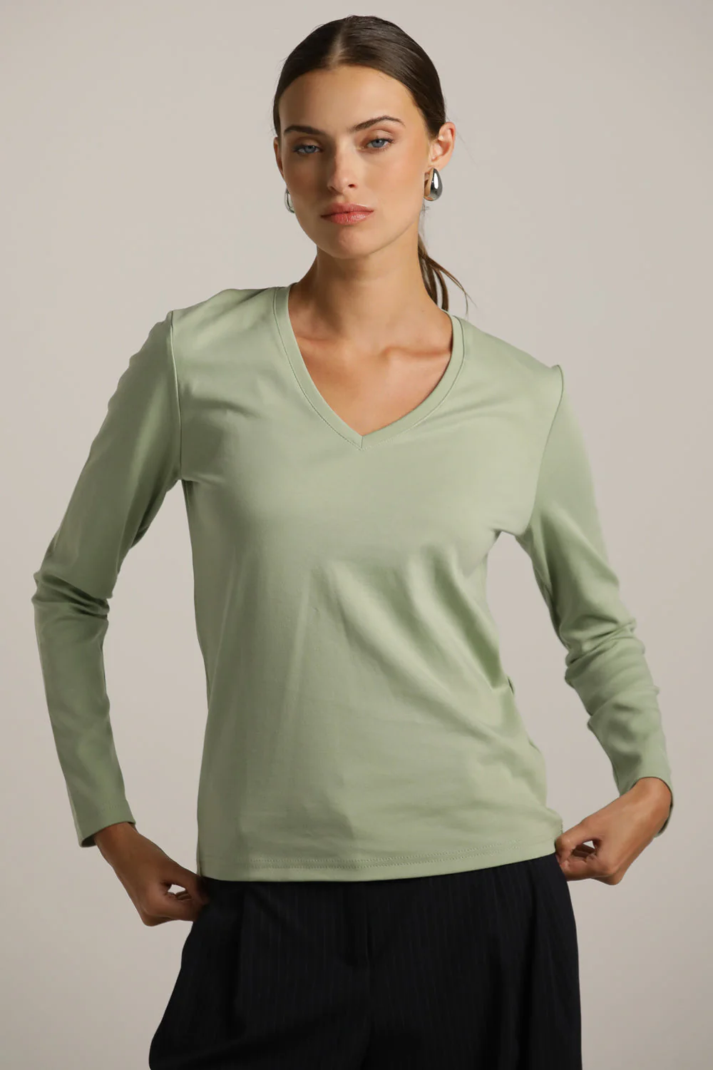 Long Sleeve V Neck T Shirt - Image 16