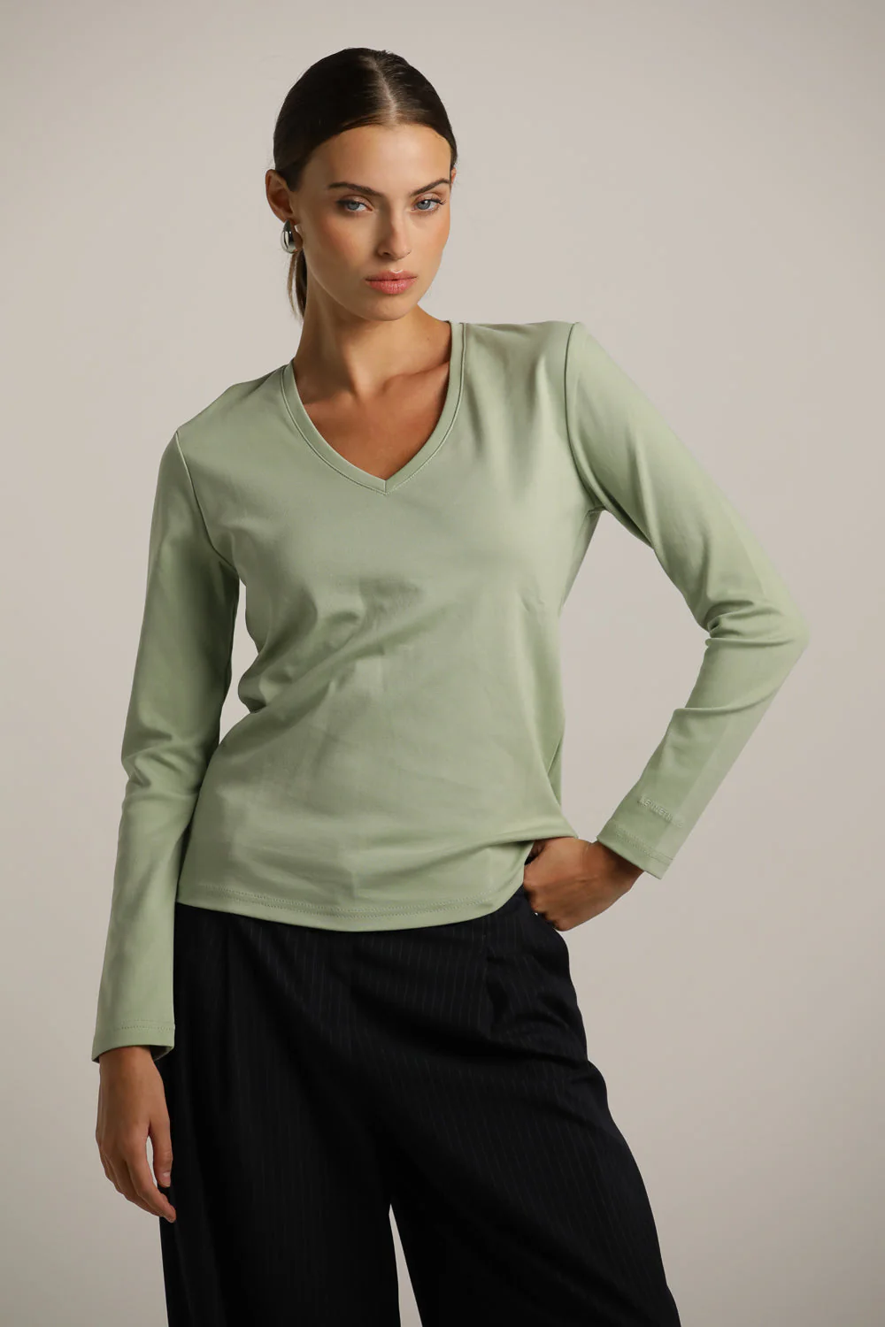 Long Sleeve V Neck T Shirt - Image 18