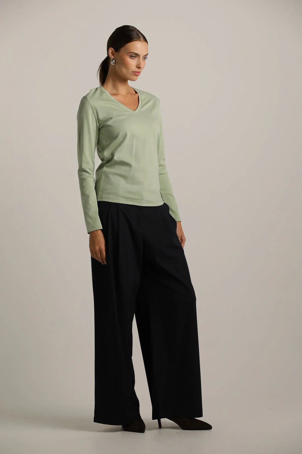Long Sleeve V Neck T Shirt - Image 21