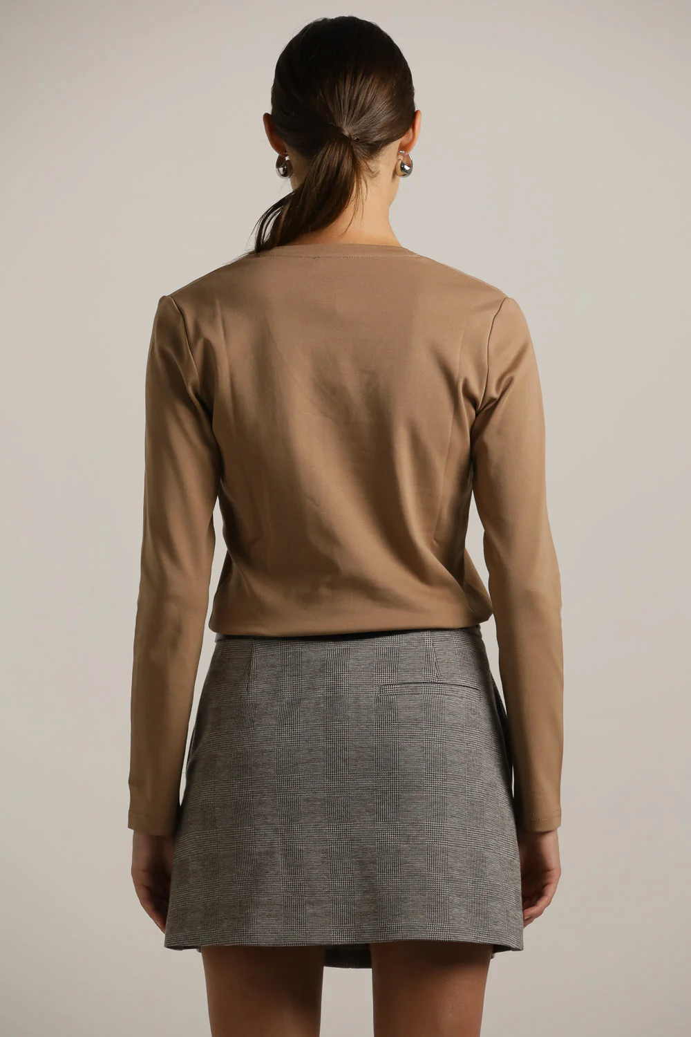 Long Sleeve V Neck T Shirt - Image 26