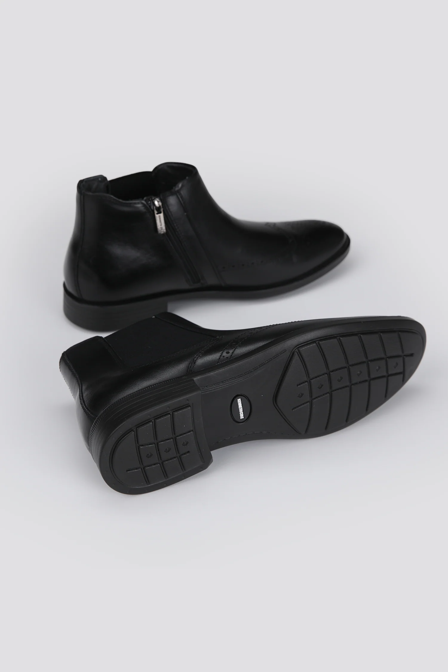 Leather Ankle Boots - Image 10