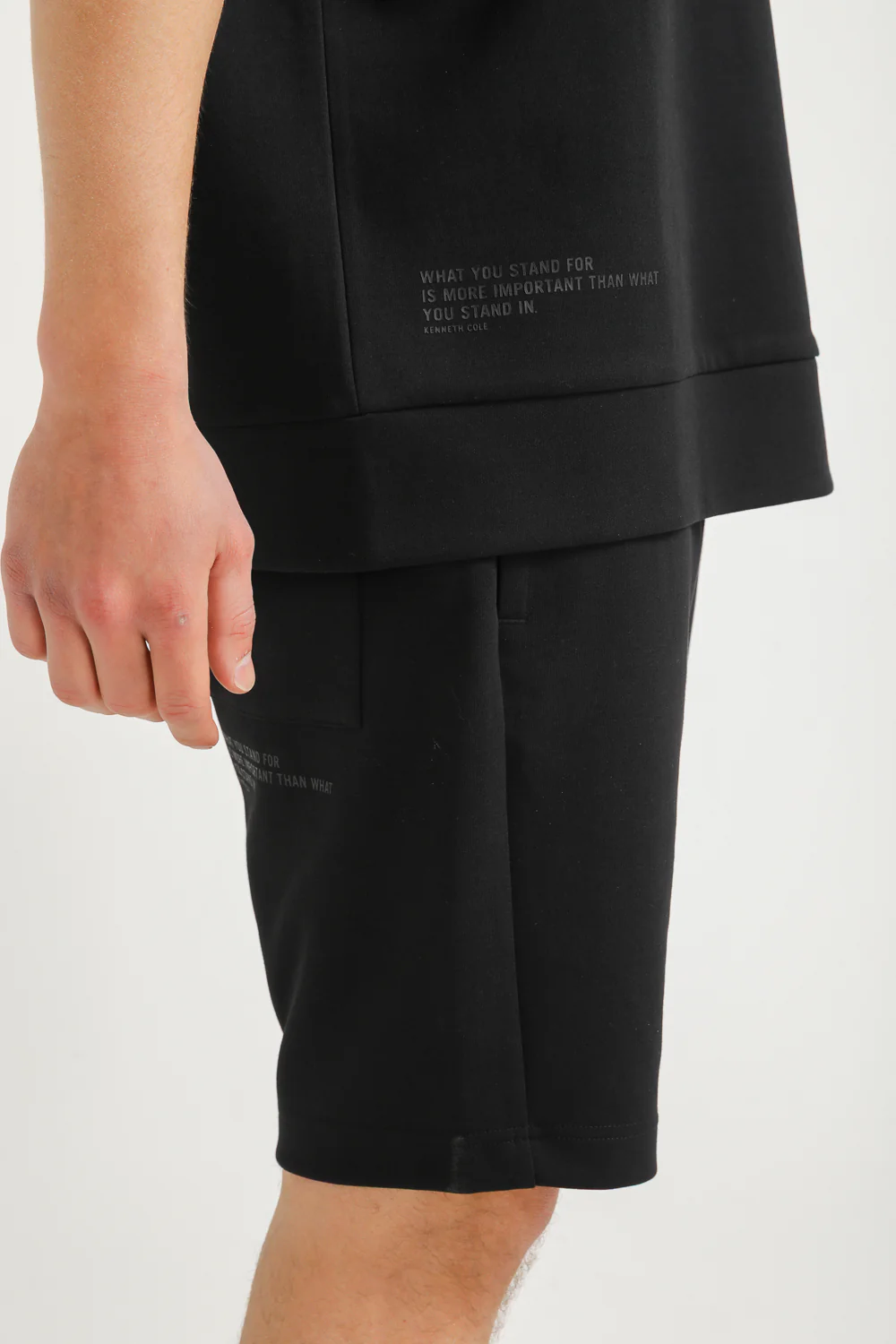 oversize tee shirt
iinterlock - Image 2