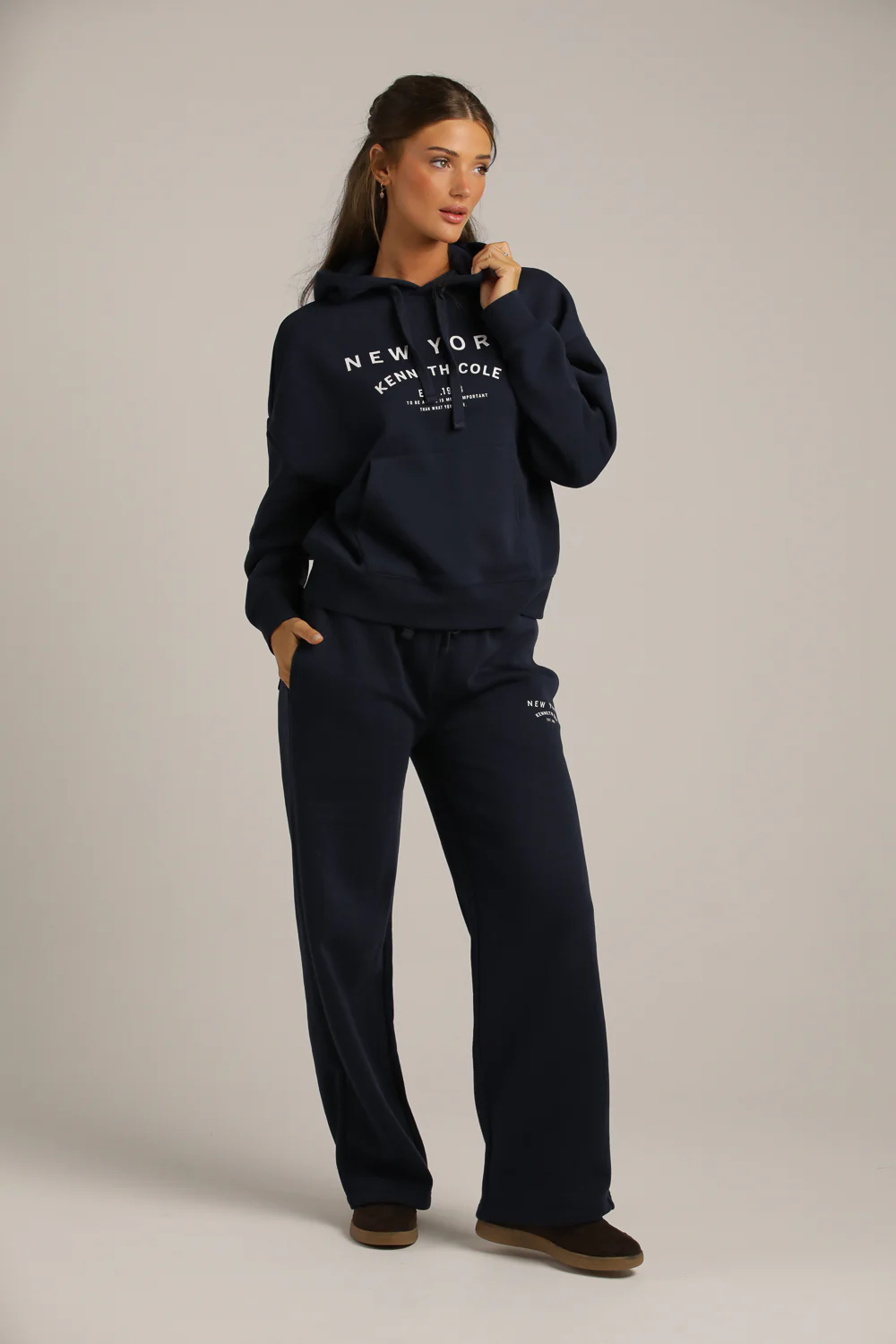 Oversized Sweatshirt - Image 13