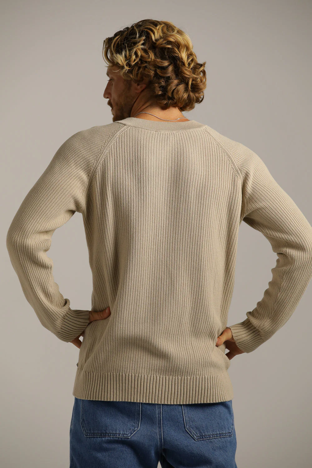 V Neck Raglan Knit - Image 3