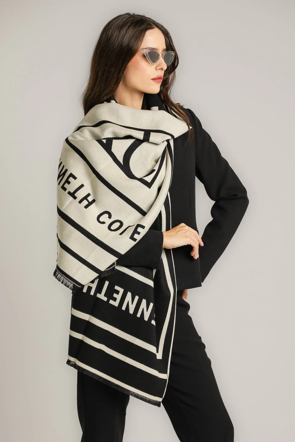 Graphic Jacquard Scarf - Image 5