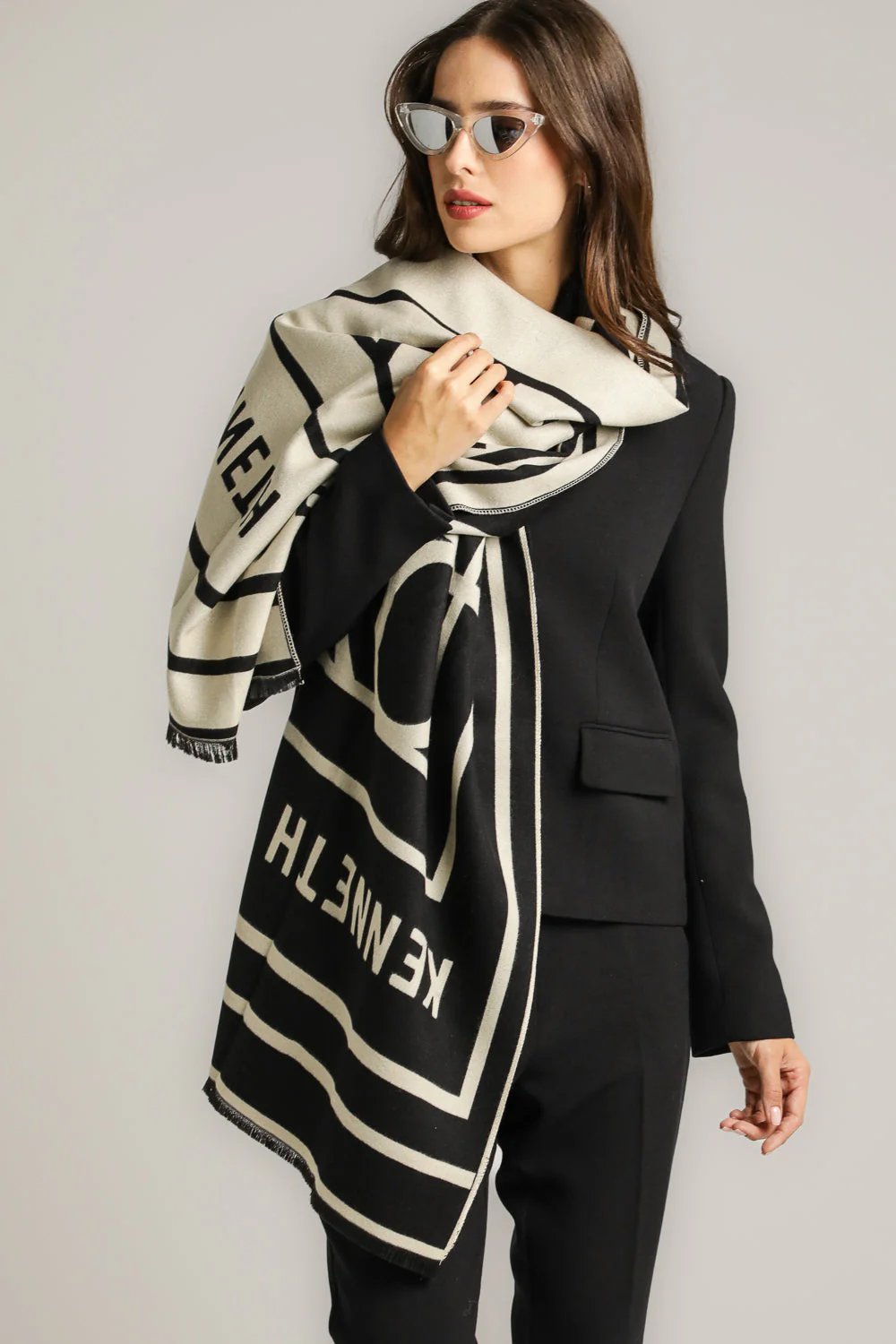 Graphic Jacquard Scarf - Image 6