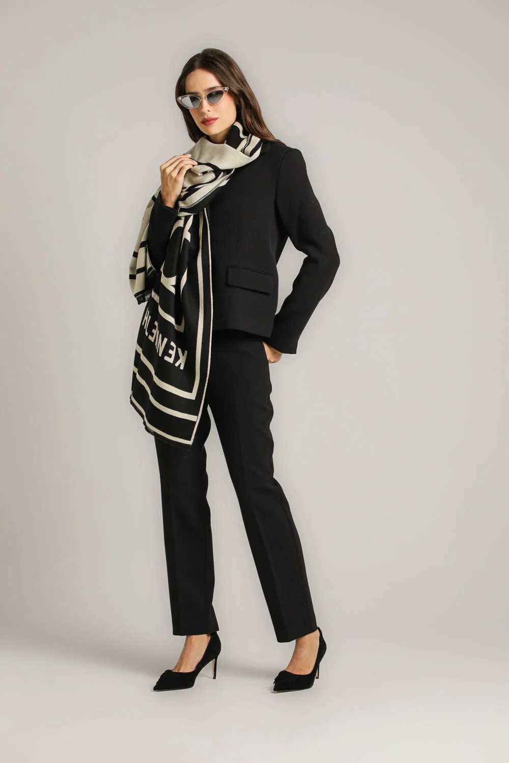 Graphic Jacquard Scarf - Image 7