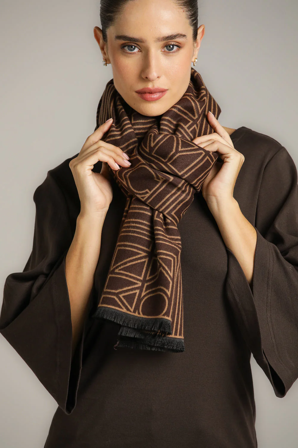 Graphic Jacquard Scarf - Image 4