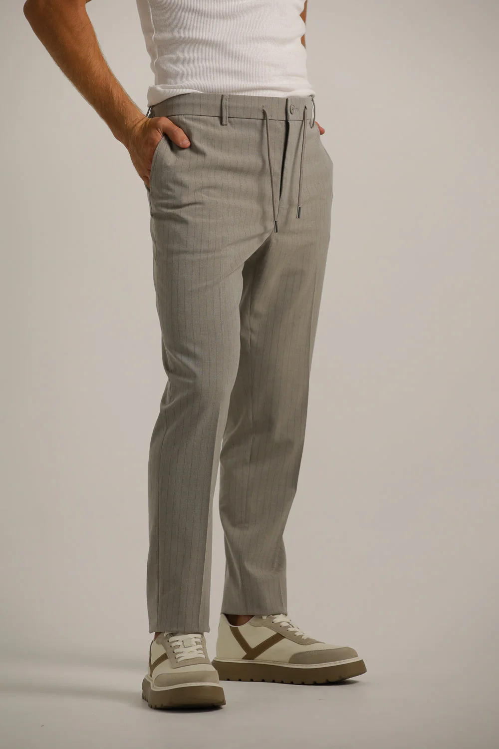 Tapered trousers - Image 10