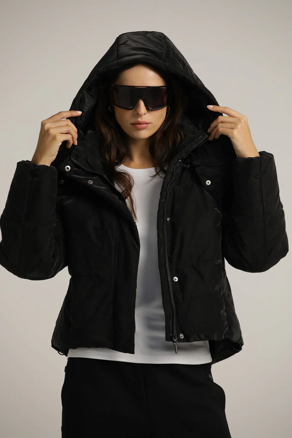 Cropped Puffer Jacket - Image 10