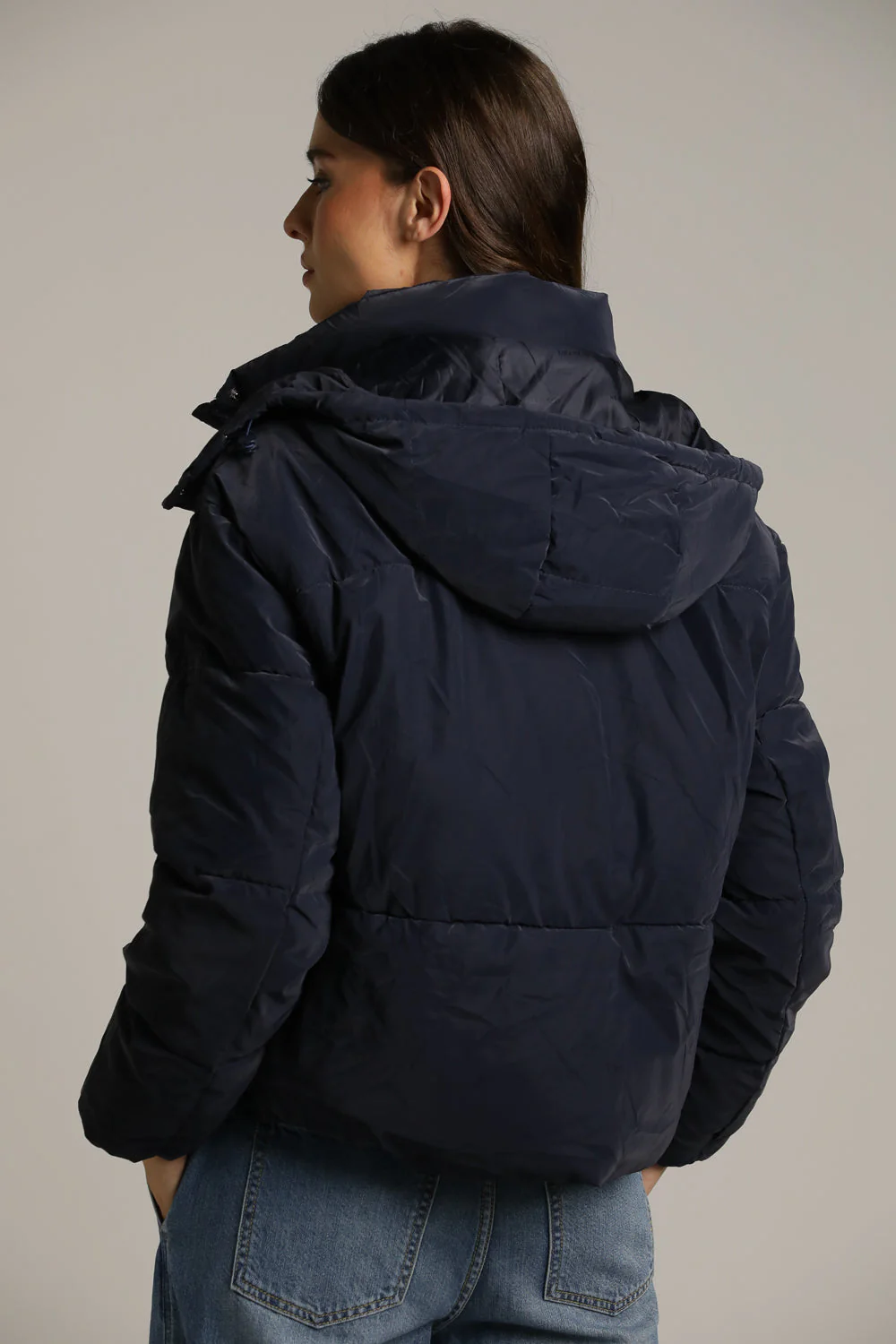 Cropped Puffer Jacket - Image 5