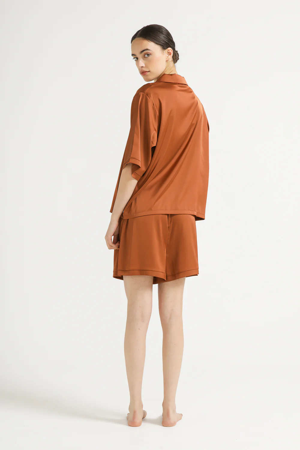 short Satin Set - Image 11